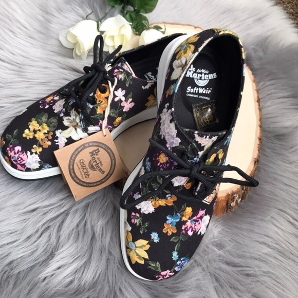 🔥Dr Marten Flower Patterns Casual Style NWT - Picture 3 of 10